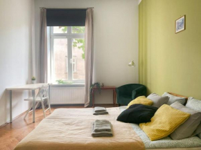 Large 89m2 Apartment, 3 bedrooms and 2 bathrooms